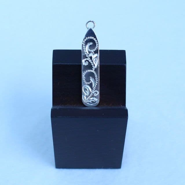 サーフボードペンダントトップ　silver